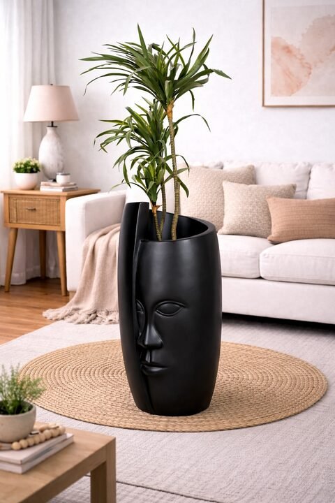 Face Fiberglass Planter - Black