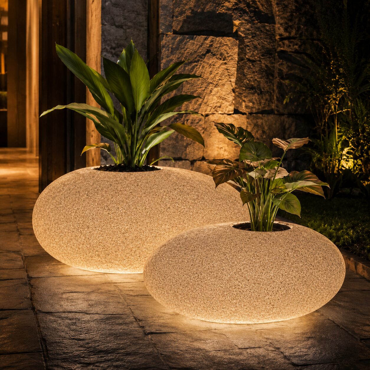 Pebble Illuminated Planter - Image 6