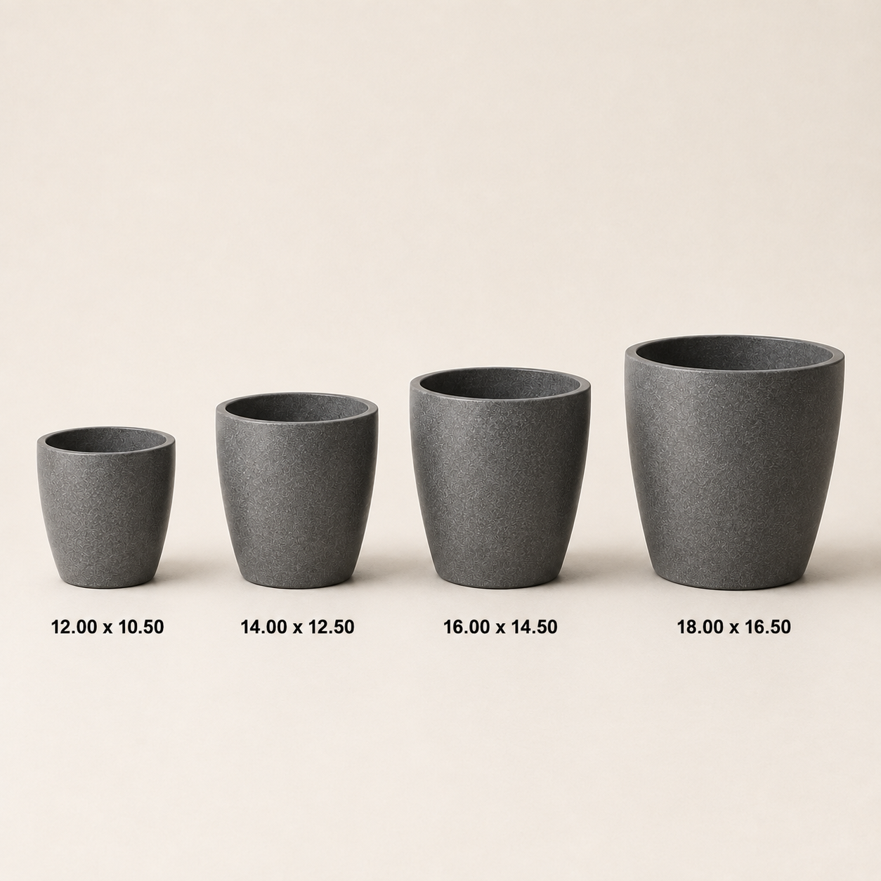 Four Roto Stella Planters in ascending sizes from left to right, showing dimensions below each.