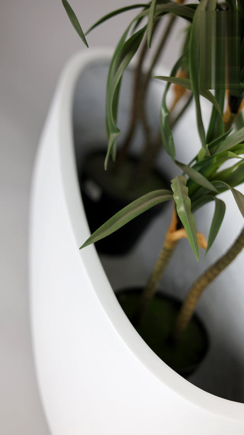 Boat Fiberglass Planter – White - Nook & Nature