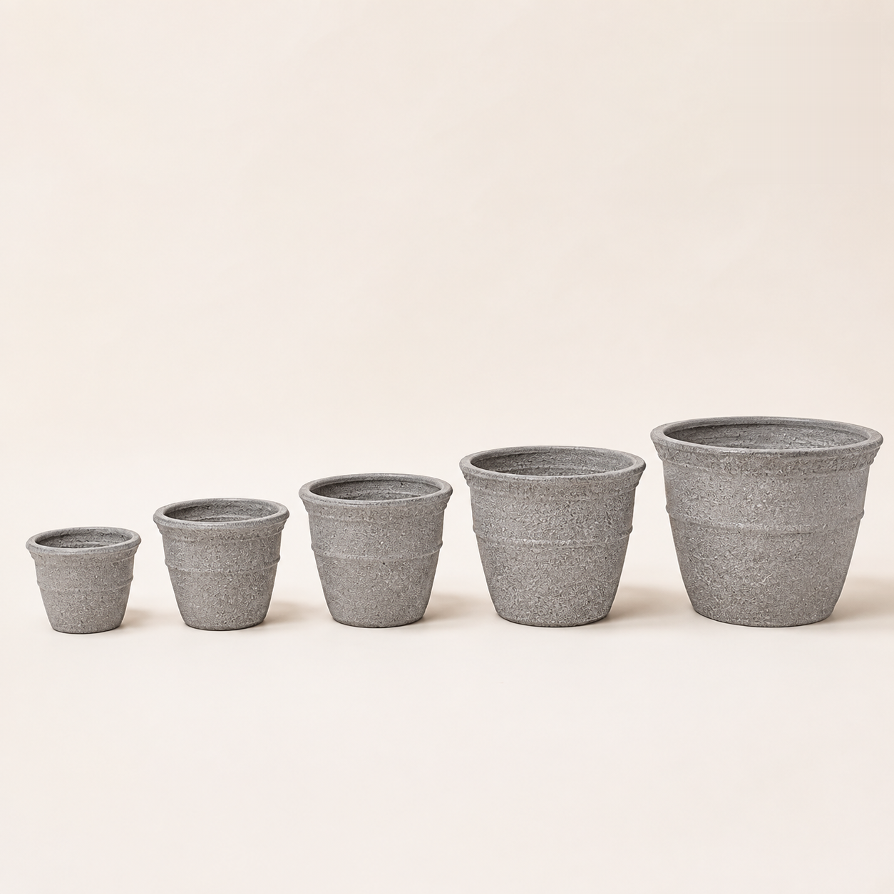 Cosmos Round Planter No 4 28 In Dia X 22 In H Assorted Stone Finish - Nook & Nature