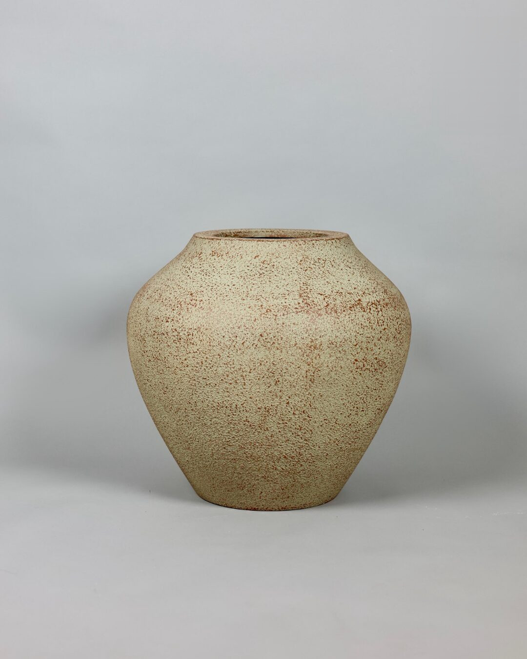 Mallow Fiberglass Planter – Rust - Nook & Nature
