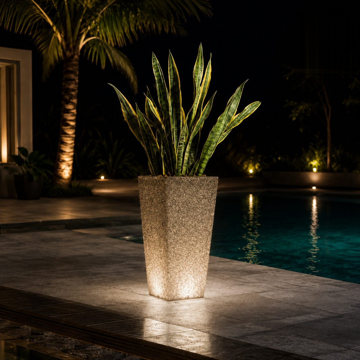 Paris Illuminated Planter - Nook & Nature