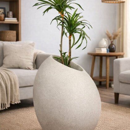 Patato-C Fiberglass Planter – Oyster White